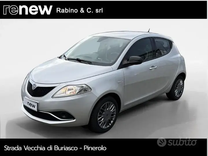 Lancia Ypsilon