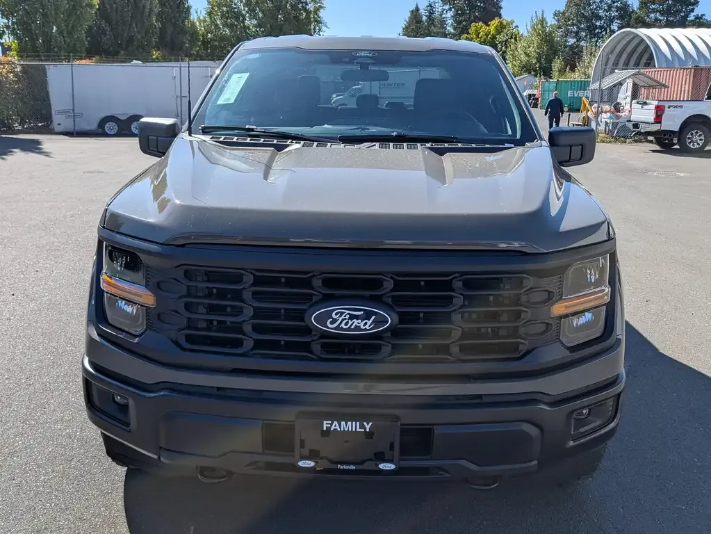 Ford F-150 2026 photo 2