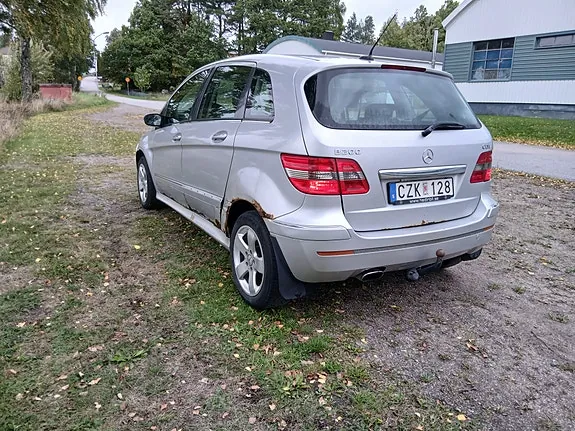 Mercedes-Benz B200 2007 photo 3