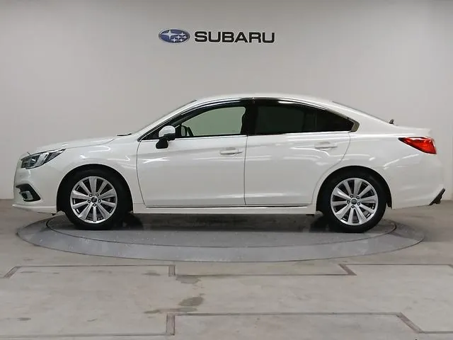 Subaru Legacy B4 2018 photo 3
