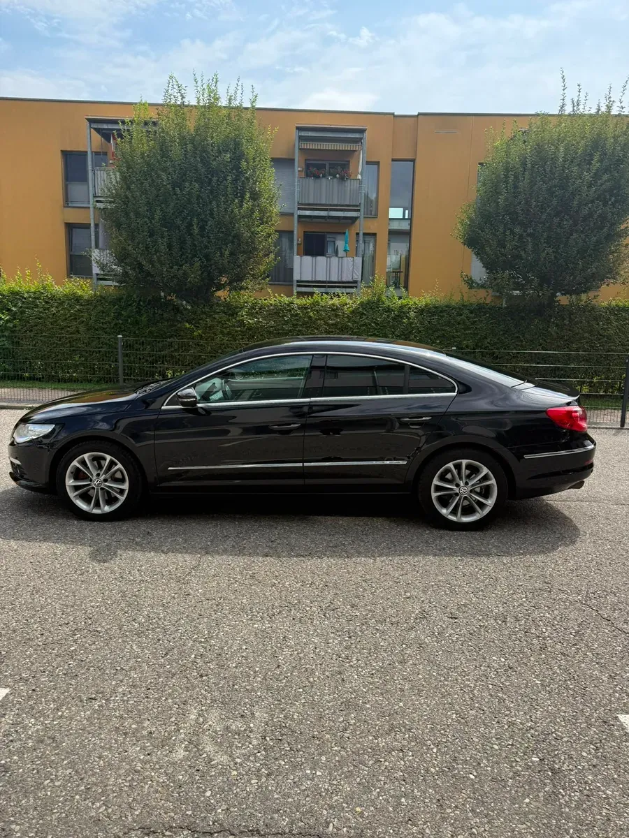 Volkswagen Passat Cc 2010 photo 2