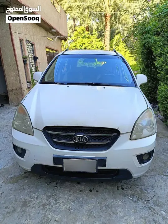 Kia Carens 2009 photo 2