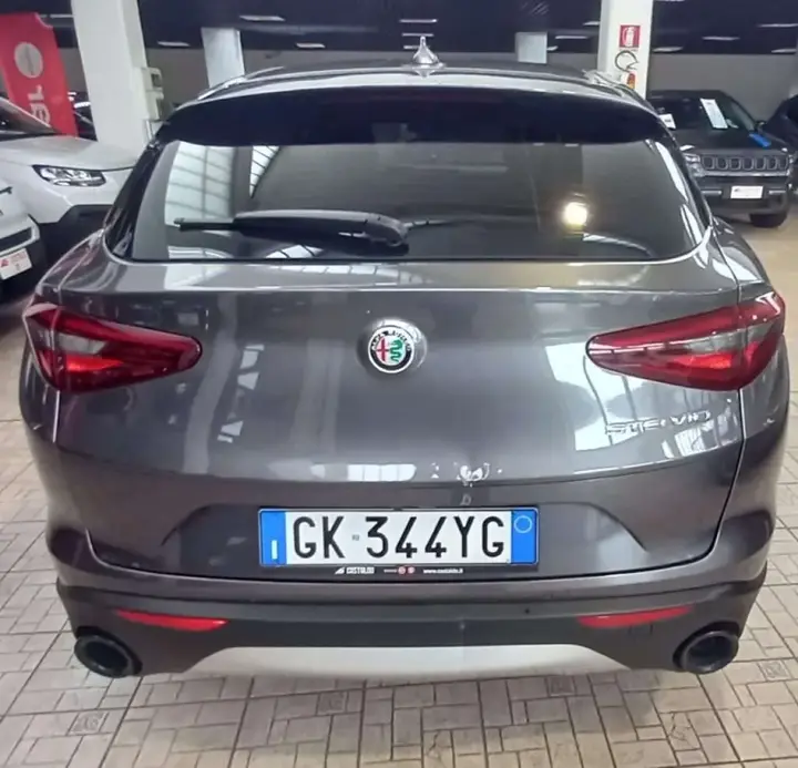 Alfa Romeo Stelvio 2022 photo 3