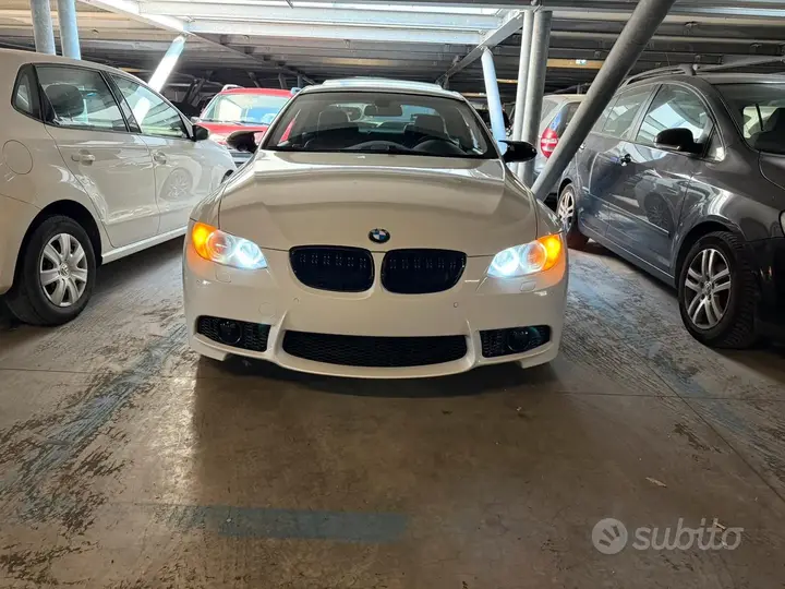 BMW 320D 2008 photo 2