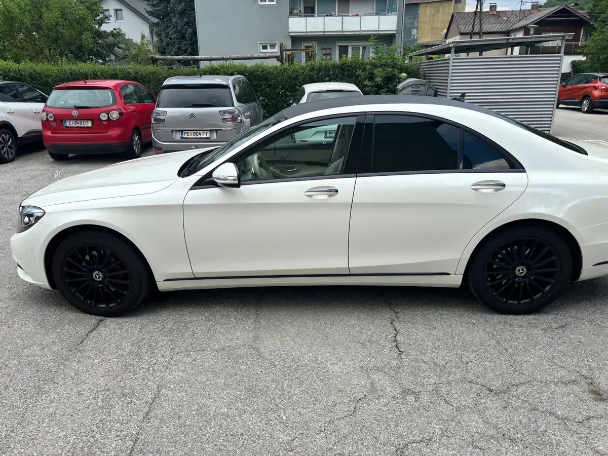 Mercedes-Benz S-Class 2013 photo 2