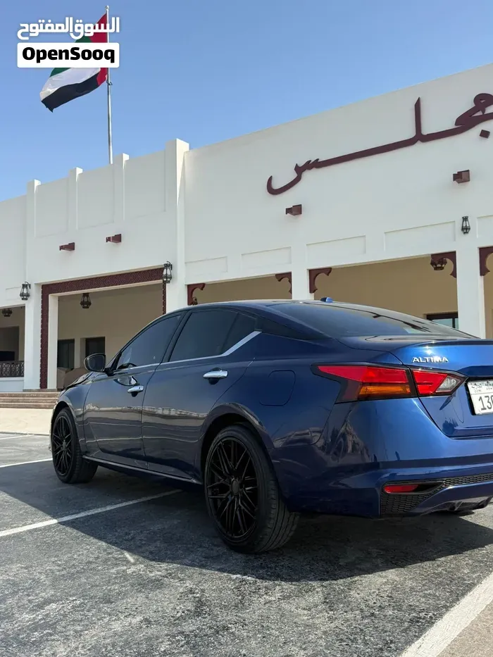 Nissan Altima 2020 photo 4
