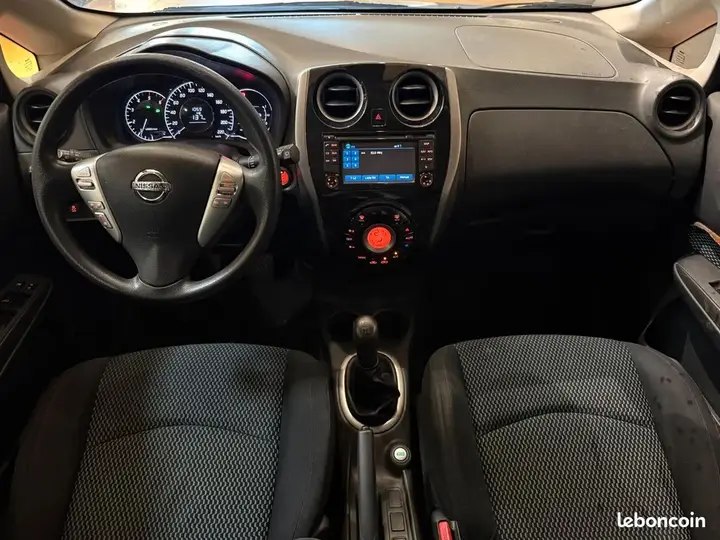 Nissan Note 2014 photo 3