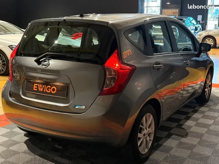 Nissan Note 2014 photo 2