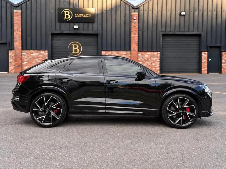 Audi Rs Q3 2021 photo 5