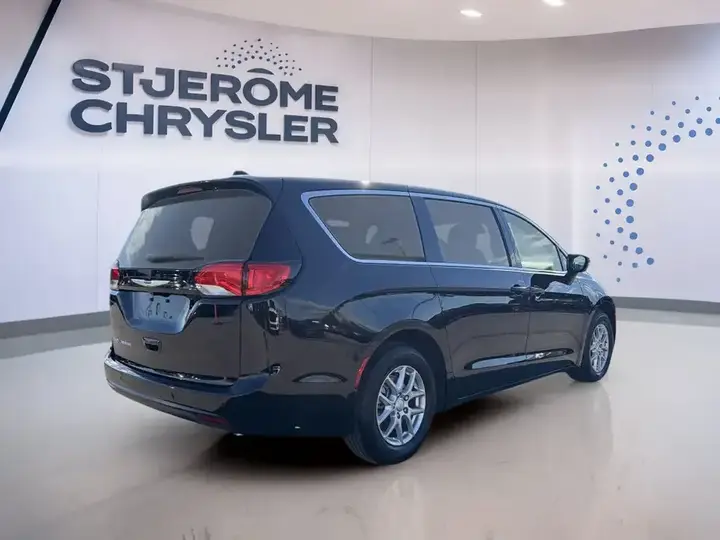 Chrysler Grand Caravan 2027 photo 5