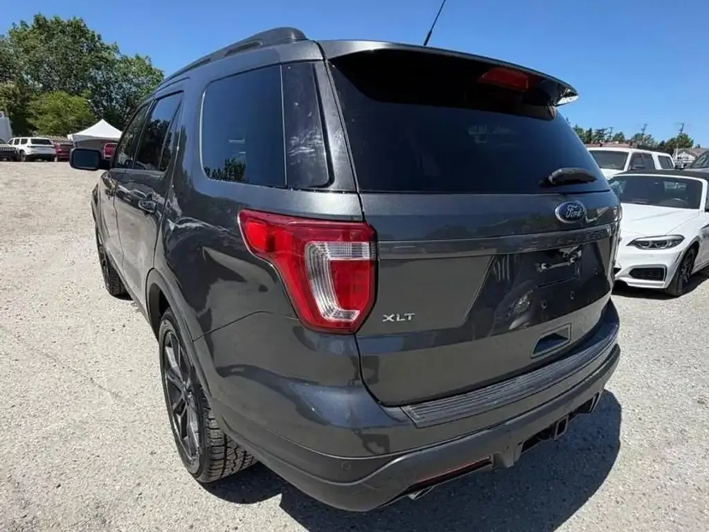 Ford Explorer 2019 photo 3