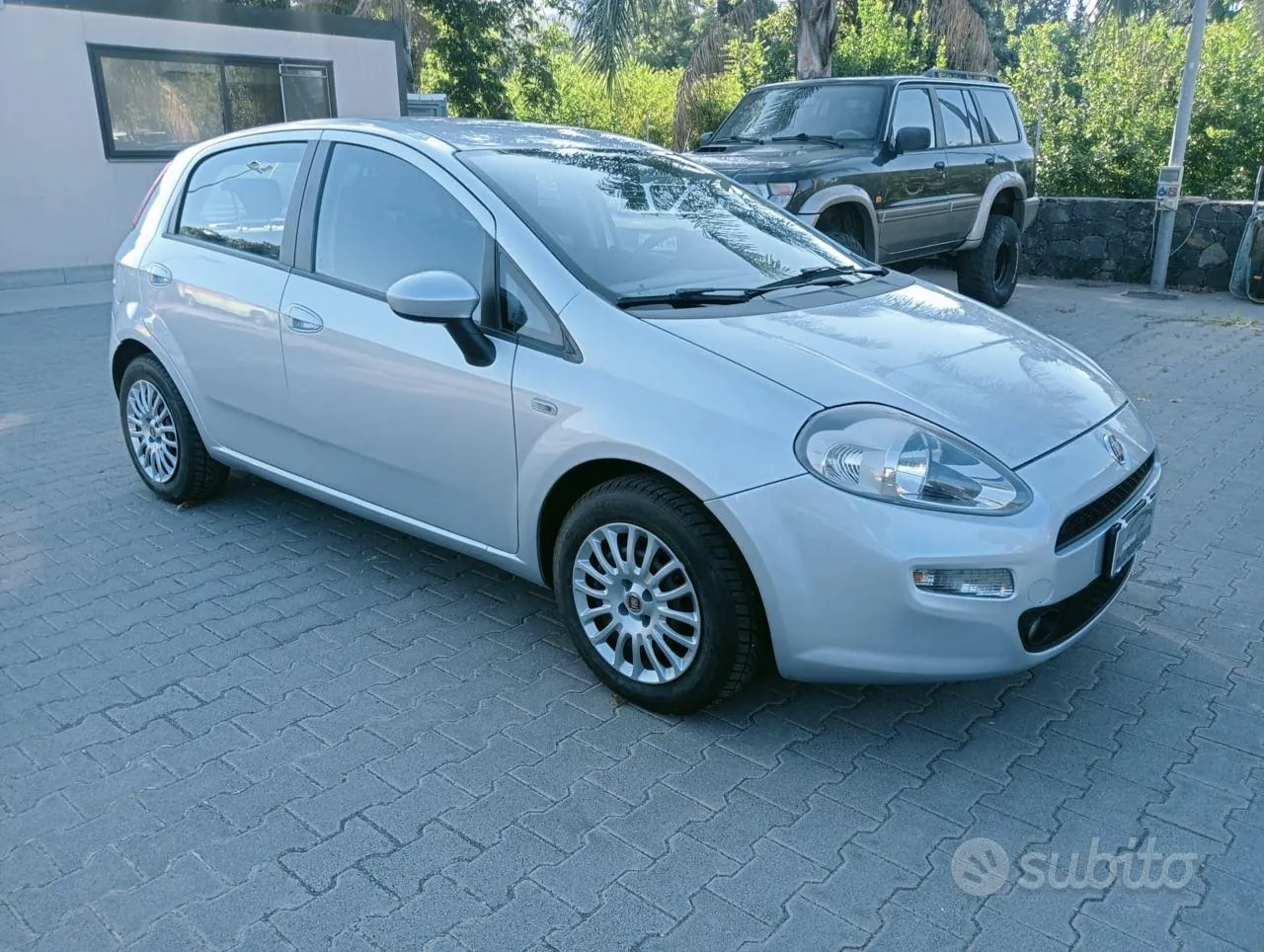 Fiat Punto 2015 photo 3