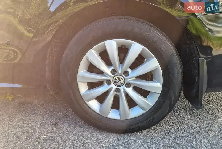 Volkswagen Passat 2014 photo 5
