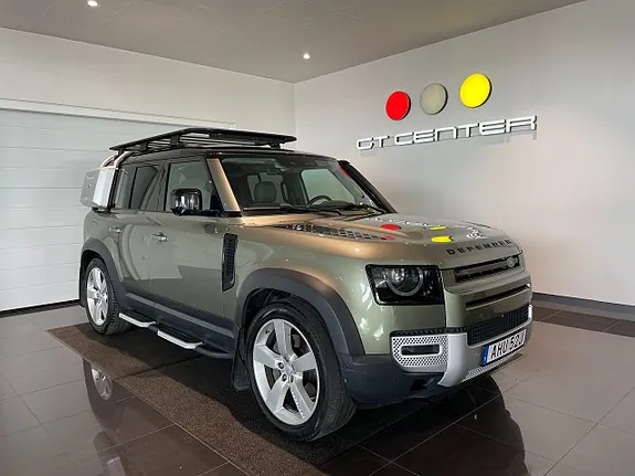 Land Rover Defender 110