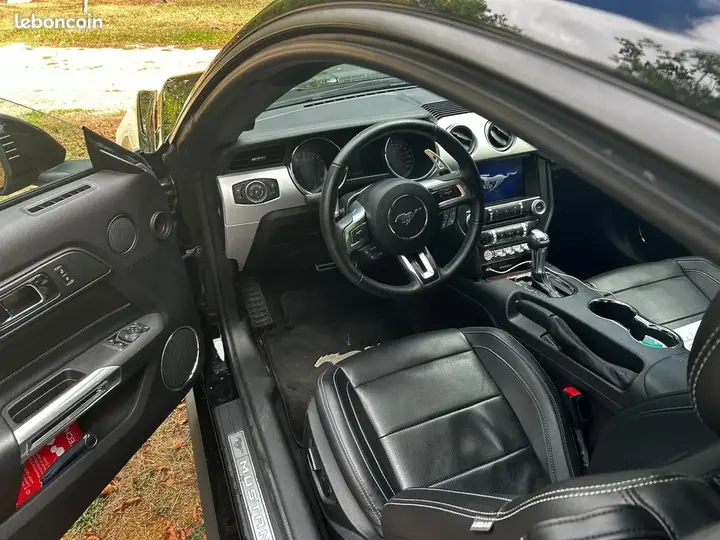 Ford Mustang 2017 photo 2