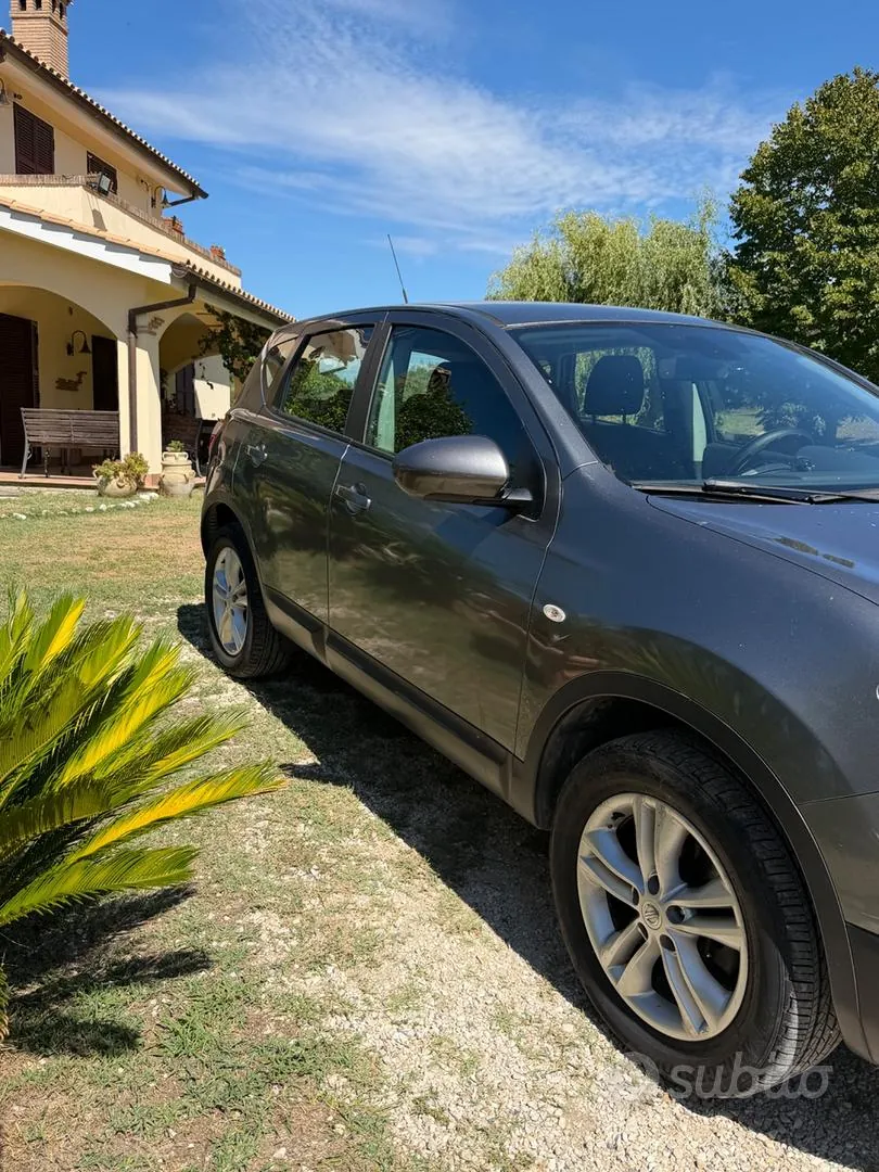 Nissan Qashqai 2013 photo 3