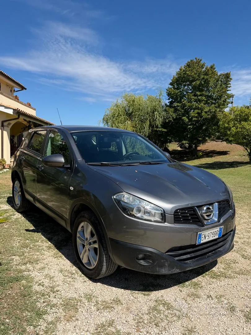 Nissan Qashqai 2013 photo 2