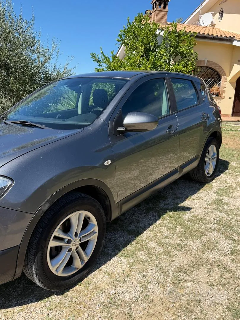 Nissan Qashqai 2013 photo 4
