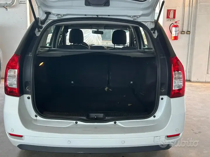 Dacia Logan 2017 photo 5