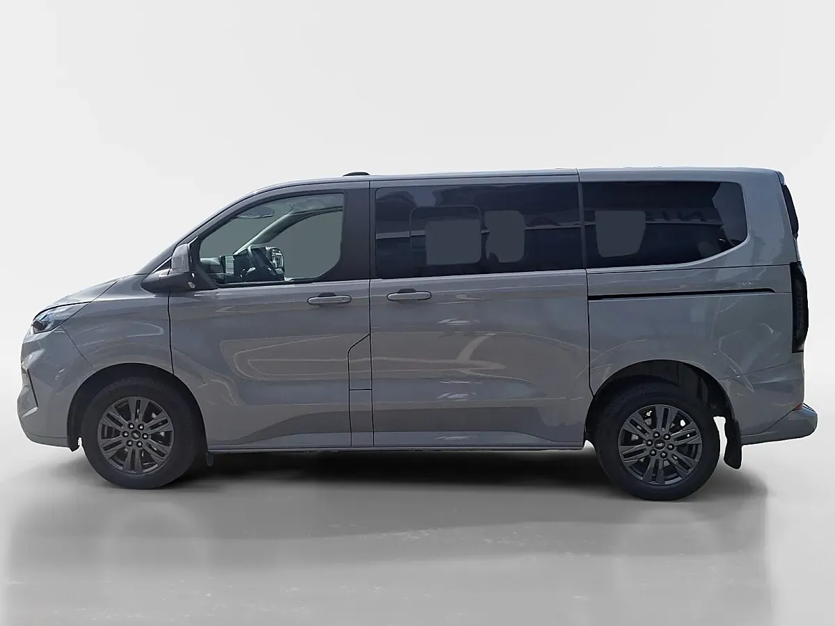 Ford Tourneo Custom 2025 photo 2