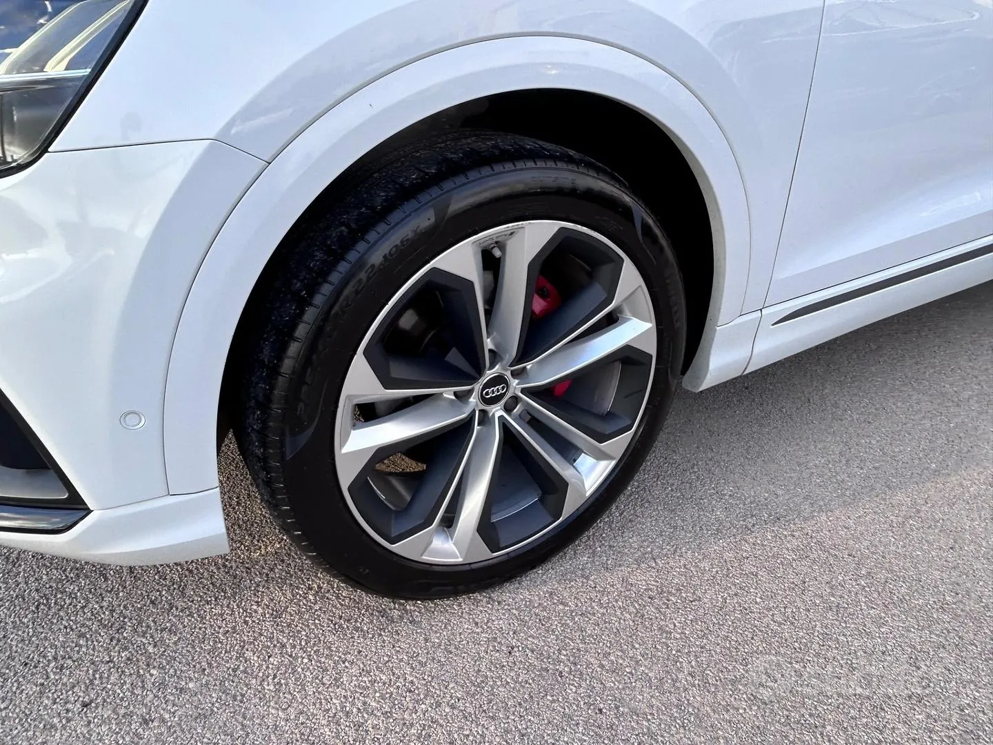Audi Q8 2019 photo 5