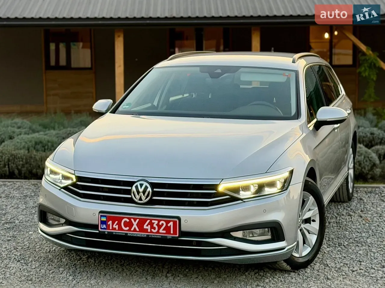 Volkswagen Passat 2020 photo 3