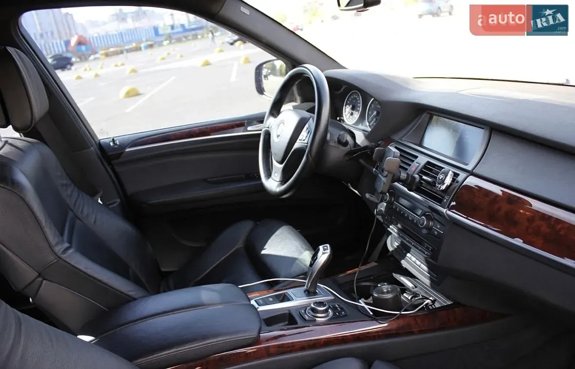 BMW X5 2012 photo 3