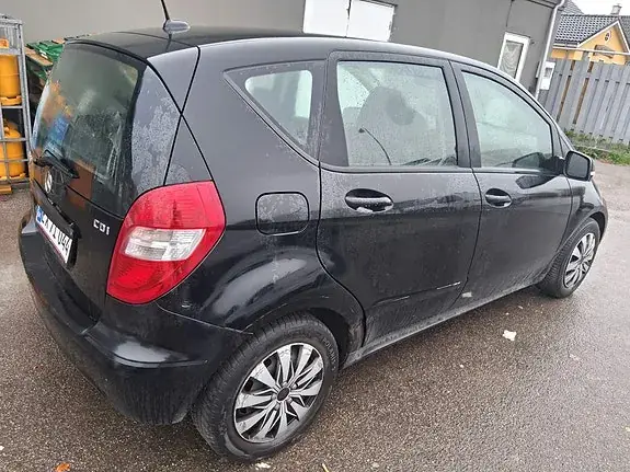 Mercedes-Benz A 160 2008 photo 2