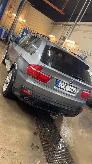 BMW X5 2010 photo 5