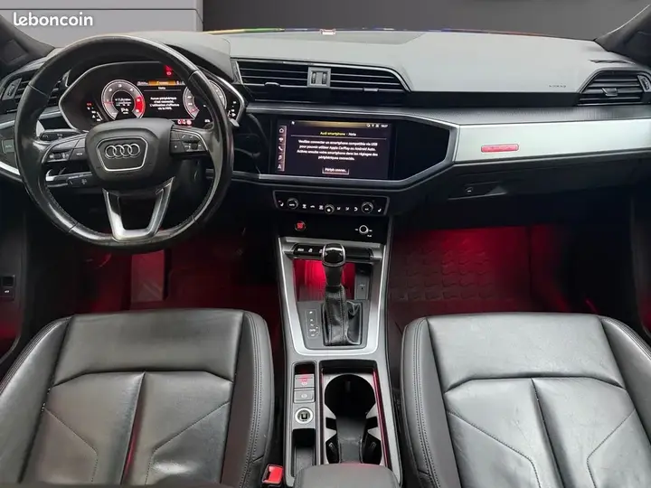 Audi Q3 2020 photo 2