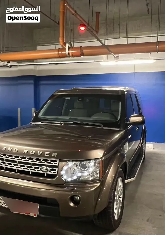 Land Rover Discovery Sport 2012 photo 2