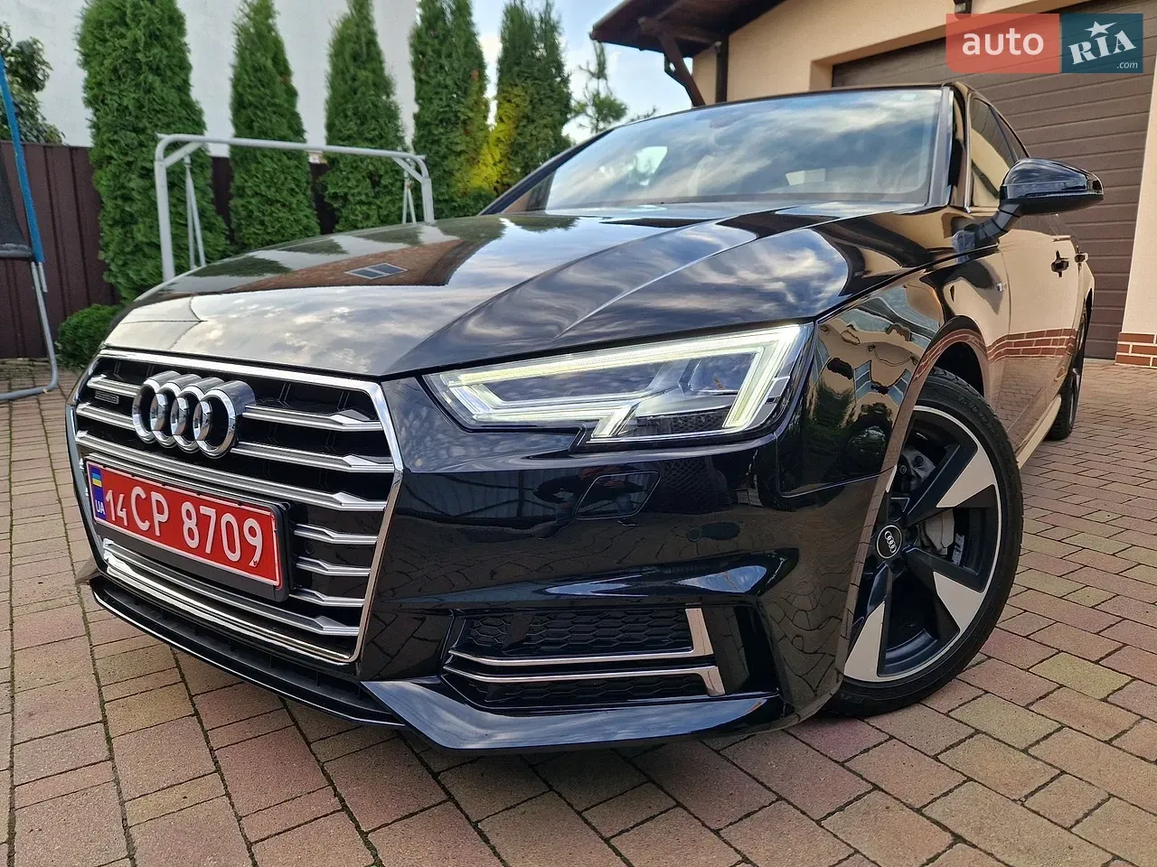 Audi A4 2017 photo 5