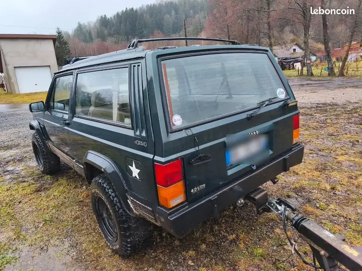 Jeep Cherokee 1993 photo 3