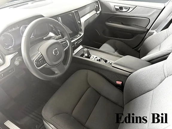Volvo V60 Cross Country 2022 photo 2