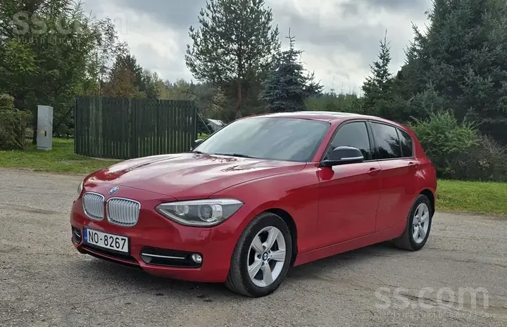 BMW 118D 2011 photo 3