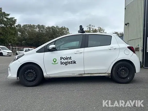 Toyota Yaris 2015 photo 2