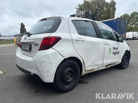 Toyota Yaris 2015 photo 5