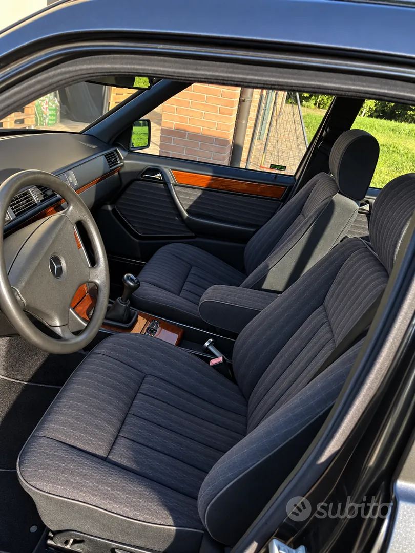 Mercedes-Benz 200 Te 1992 photo 4