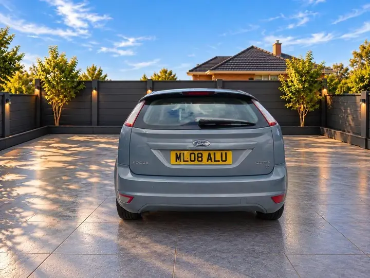 Ford Focus 2008 photo 2