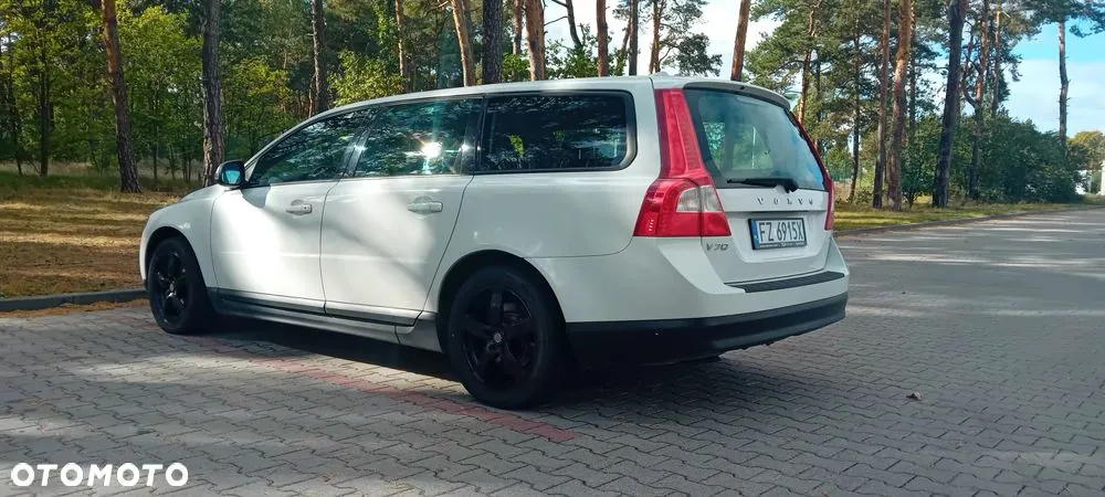 Volvo V70 2009 photo 5
