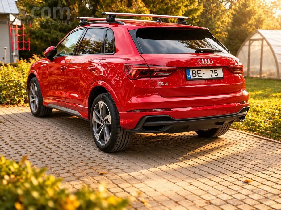 Audi Q3 2023 photo 3