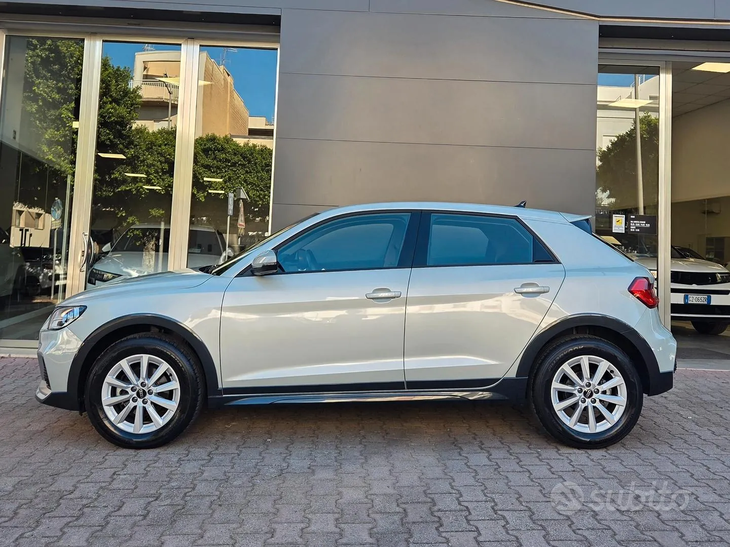 Audi A1 2024 photo 3