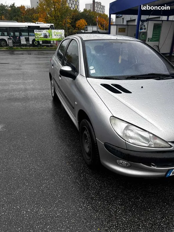 Peugeot 206 2001 photo 5