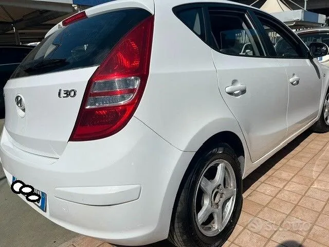 Hyundai I30 2010 photo 3