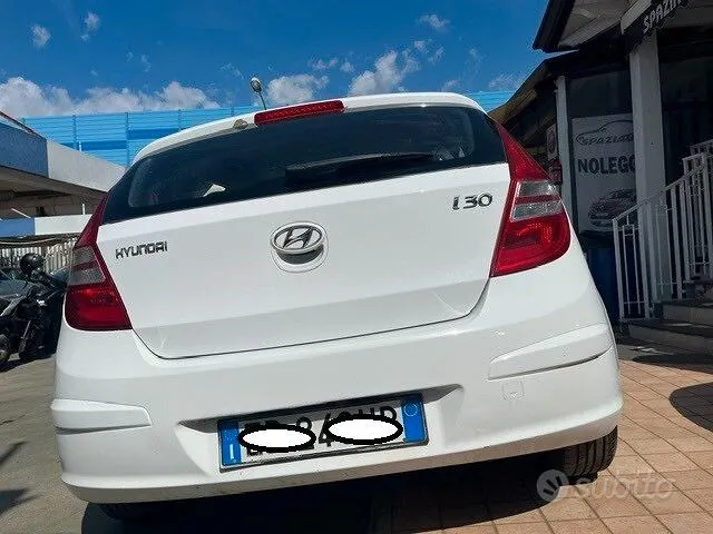 Hyundai I30 2010 photo 2