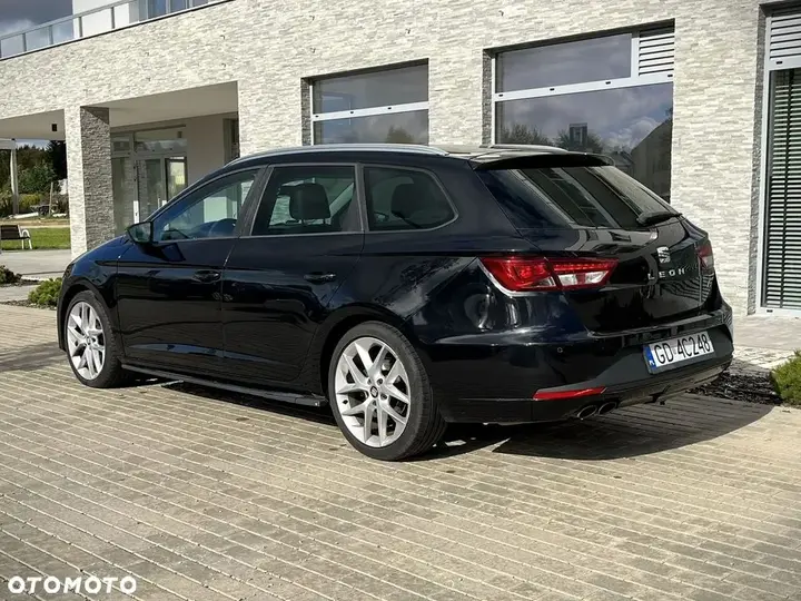 Seat Leon 2014 photo 2