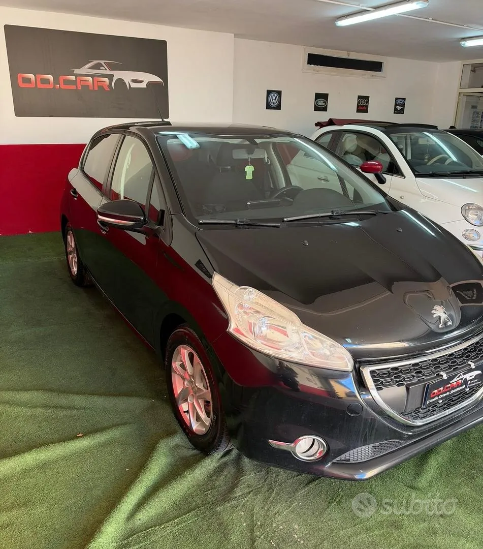 Peugeot 208 2014 photo 3