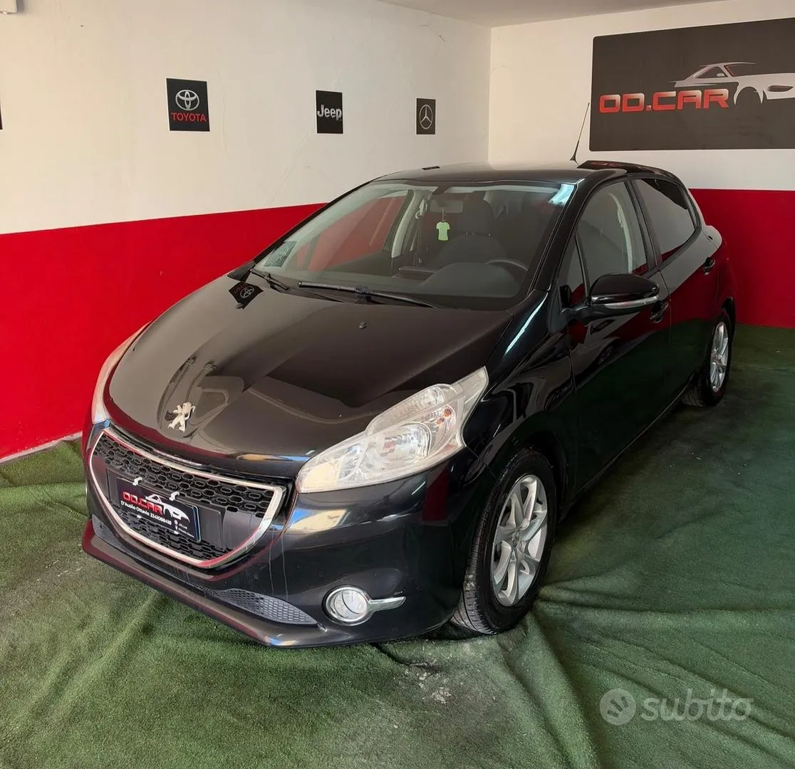 Peugeot 208