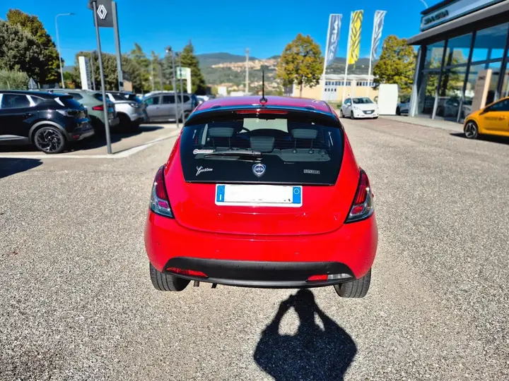 Lancia Ypsilon 2023 photo 5