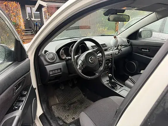 Mazda 3 2009 photo 4